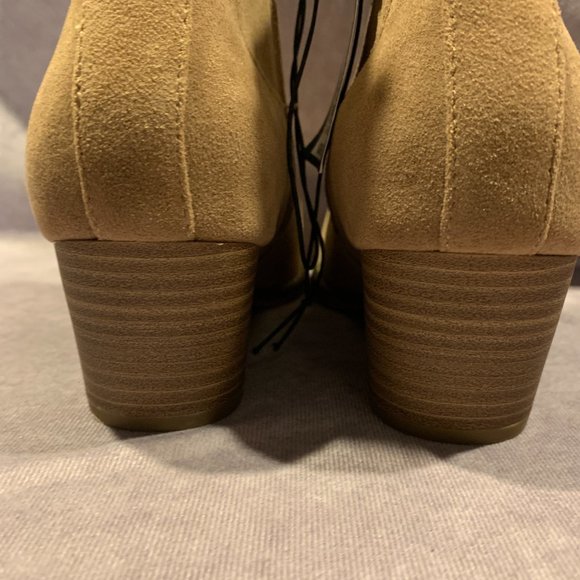 Universal Thread Solita Faux Suede Cowboy Booties - Picture 9 of 12